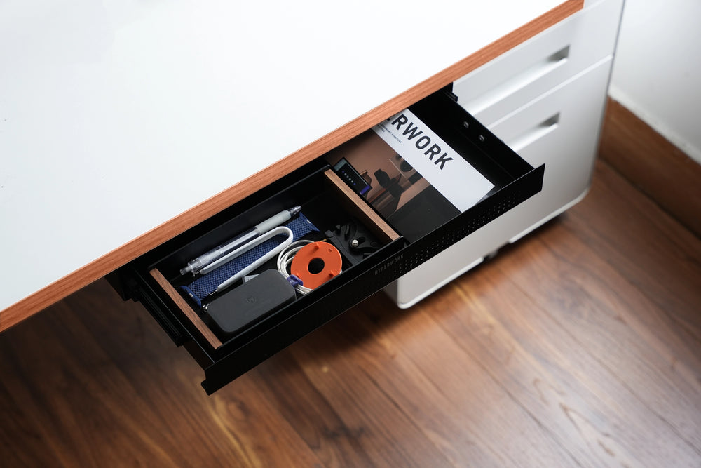 Khung bàn văn phòng HyperWork Core Desk DK01 - Khe vát cạnh bàn